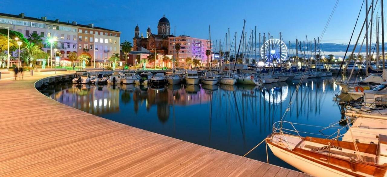 Nouveau F2 calme cœur de ville 1min de la plage Saint-Raphaël Extérieur photo